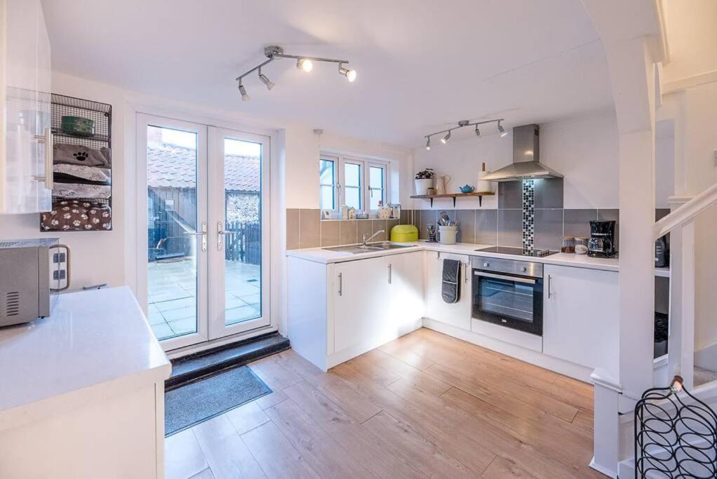 Button Cottage, Wickham Market 外观 照片