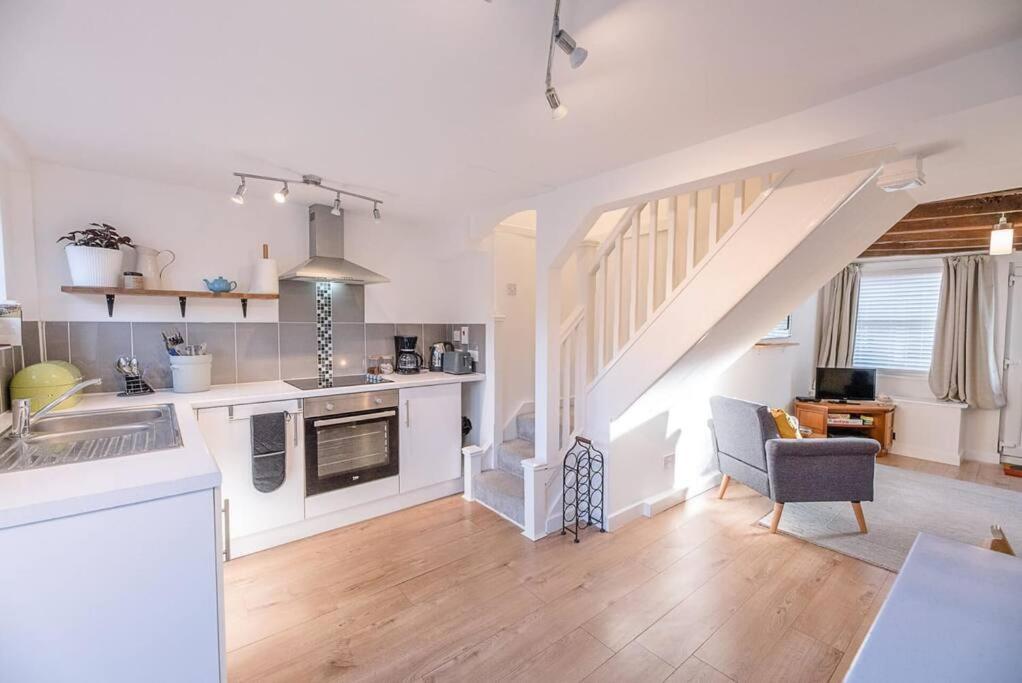 Button Cottage, Wickham Market 外观 照片